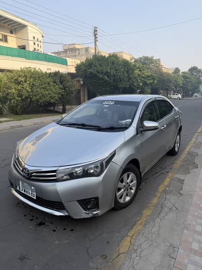 Toyota Corolla Altis 2015