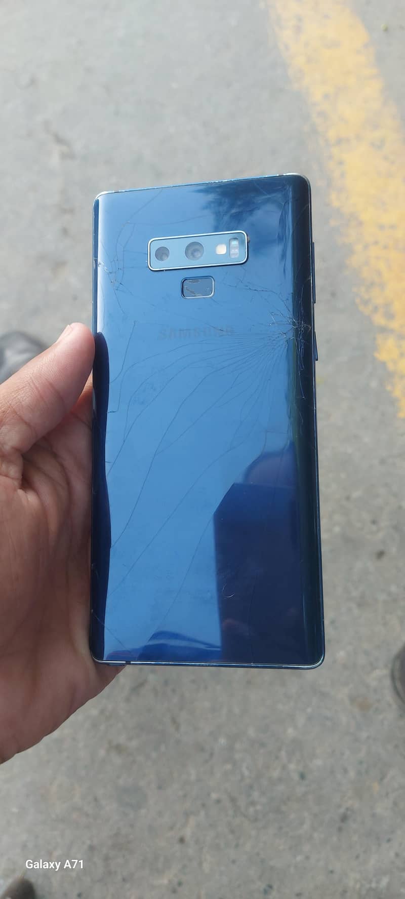 Samsung Mobile Note 9 1