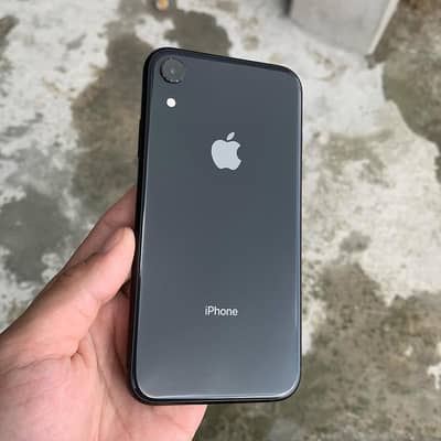 Apple iPhone XR