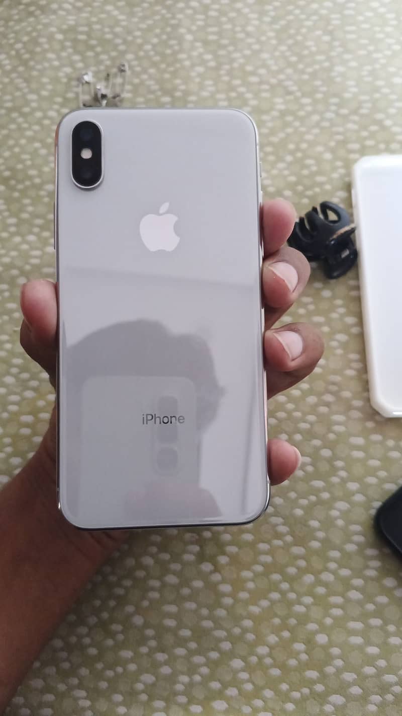 Apple iPhone X 0