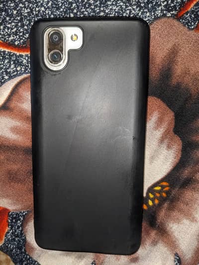 Sharp Aquos R2