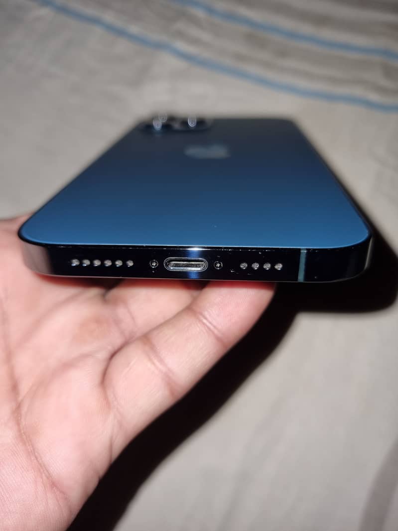 Apple iPhone 12 Pro Max 5