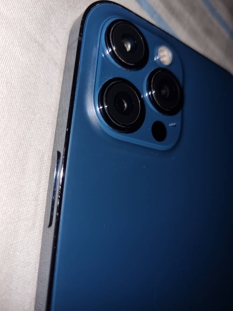 Apple iPhone 12 Pro Max 7