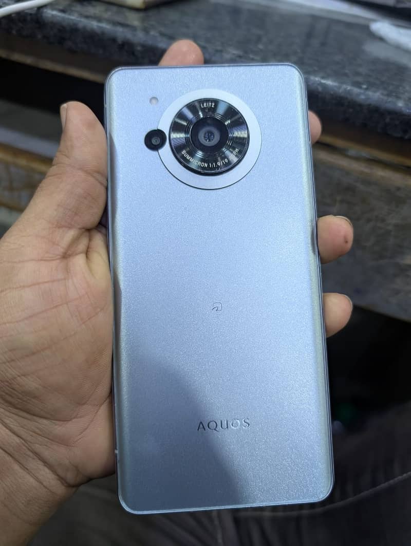 Sharp Aquos Crystal 1