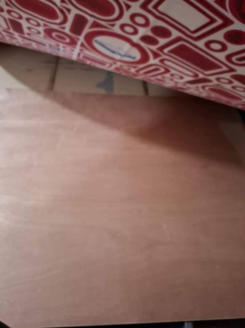 king size bed and dressing table 3