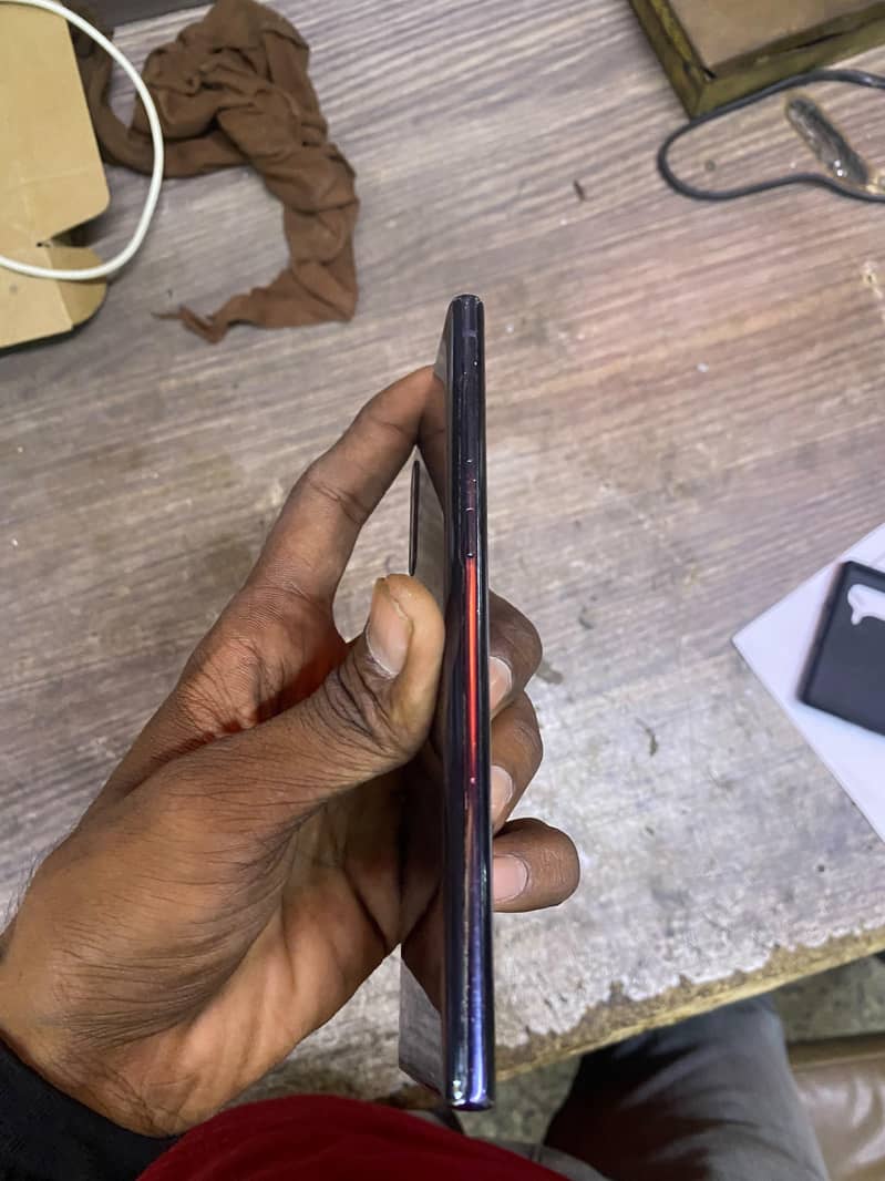 Samsung Mobile Note 10 12