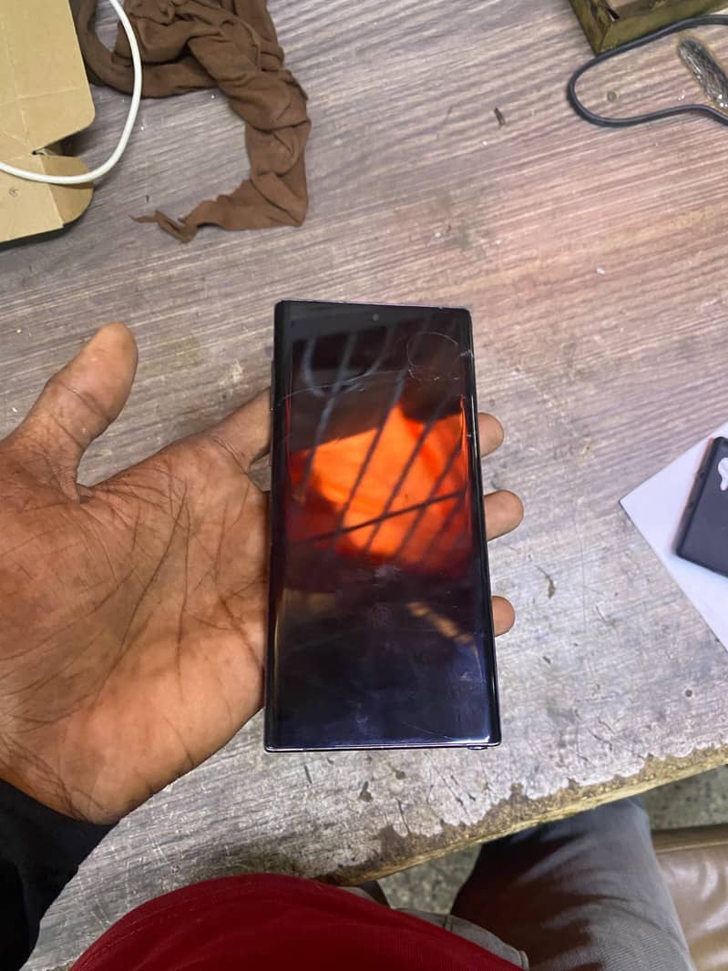 Samsung Mobile Note 10 17