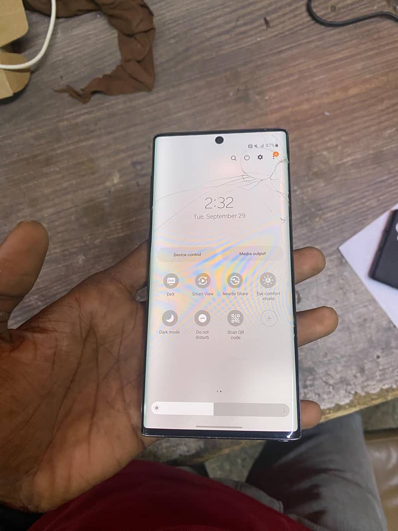 Samsung Mobile Note 10 18