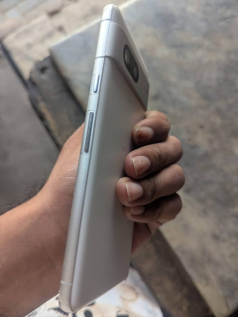 Google Pixel 7 2