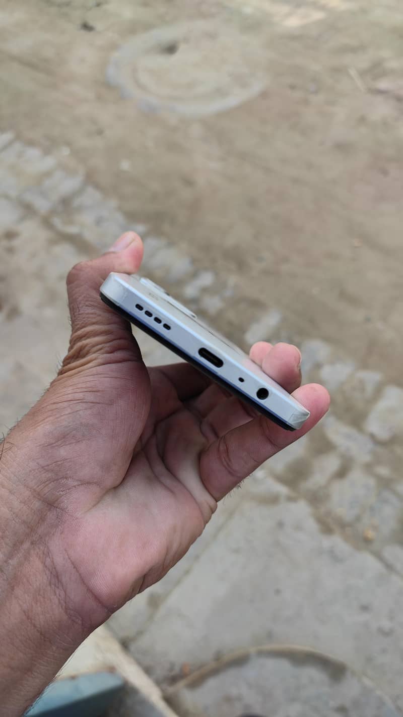 Realme C71 1