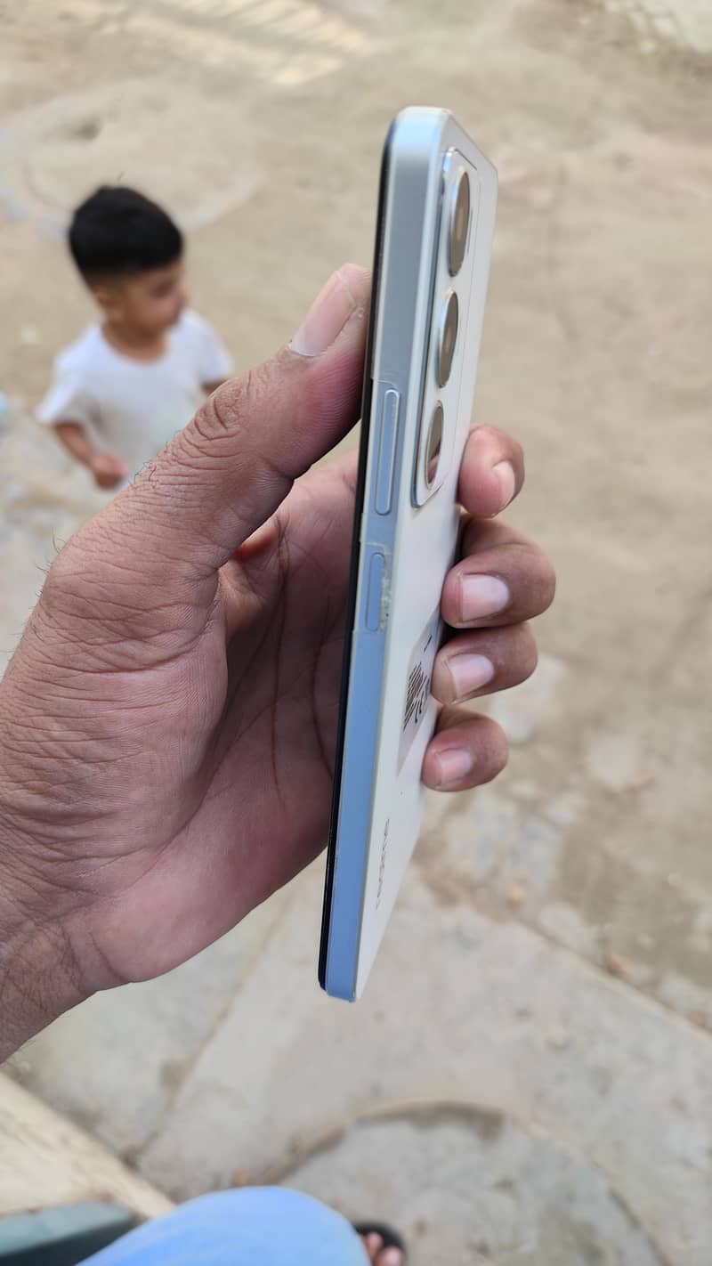 Realme C71 4