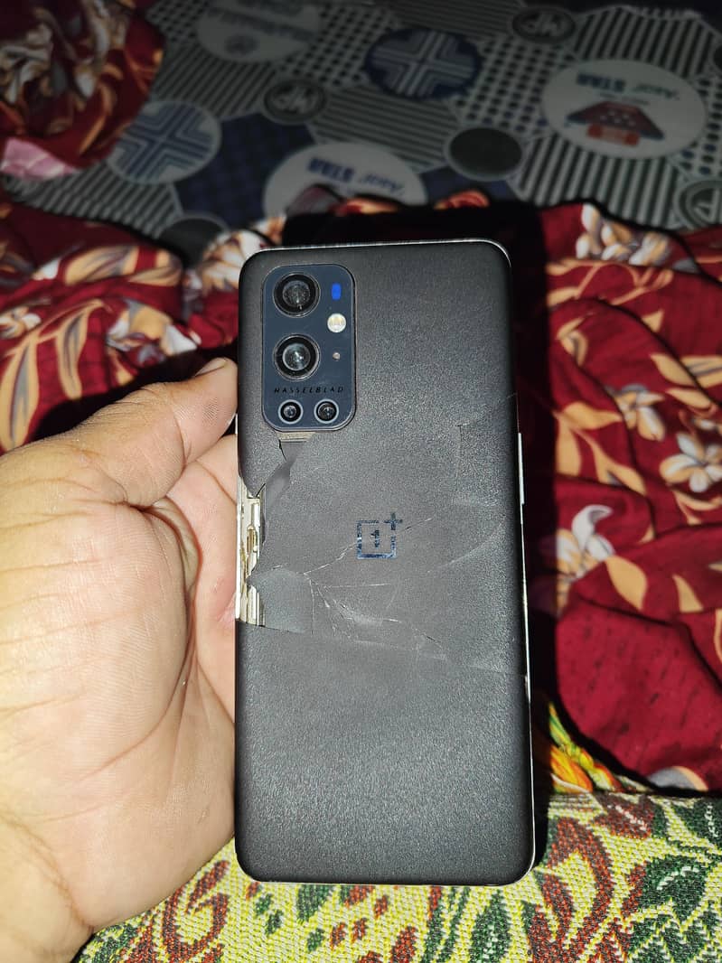 One Plus 9 Pro 12/256 1