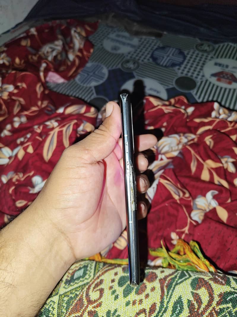 One Plus 9 Pro 12/256 4