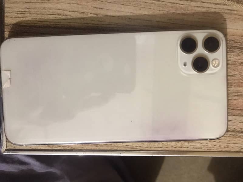 Apple iPhone 11 Pro Max 0