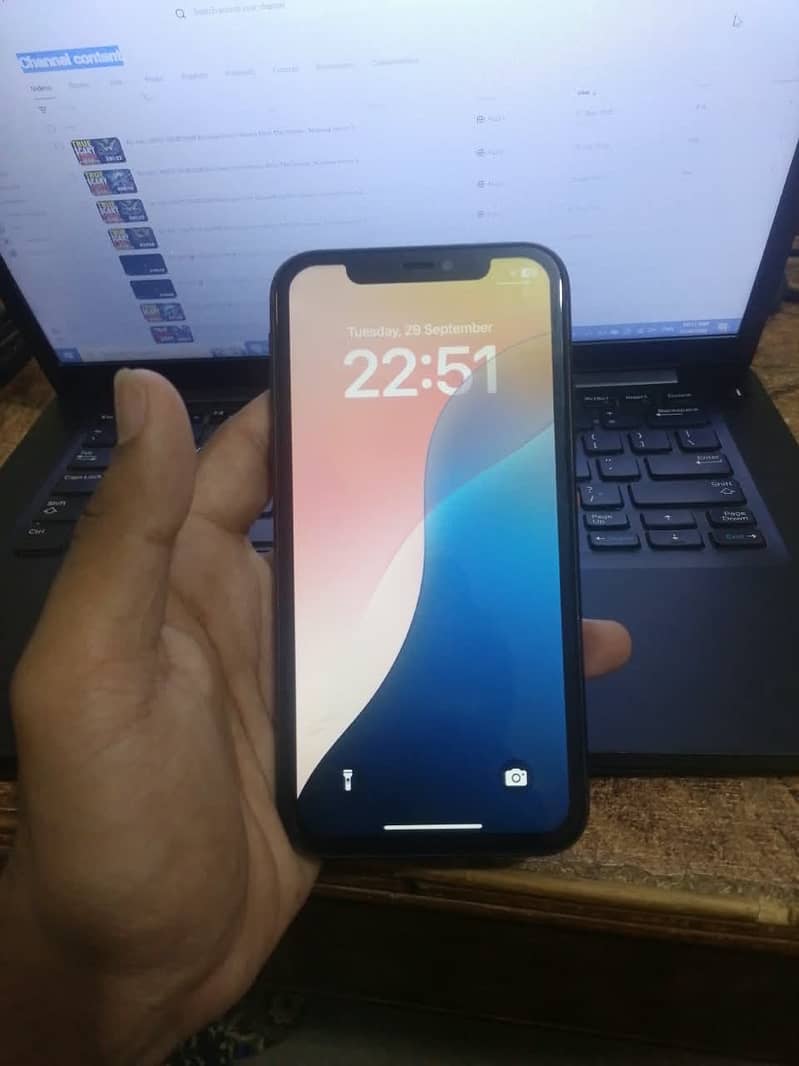 iPhone 11 2
