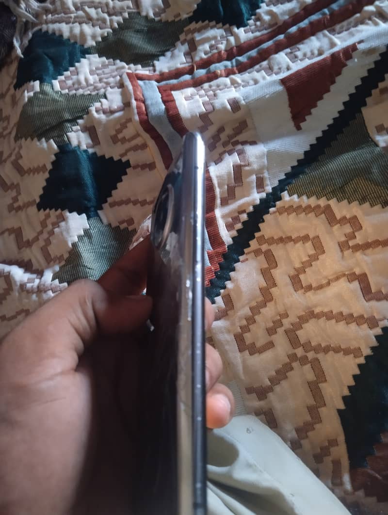 One Plus 7T 3