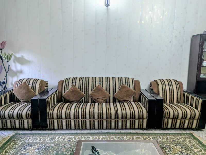 10 seater sofa set 0