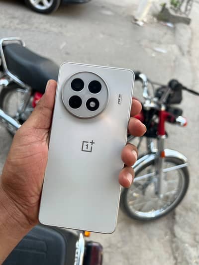 One Plus 13R