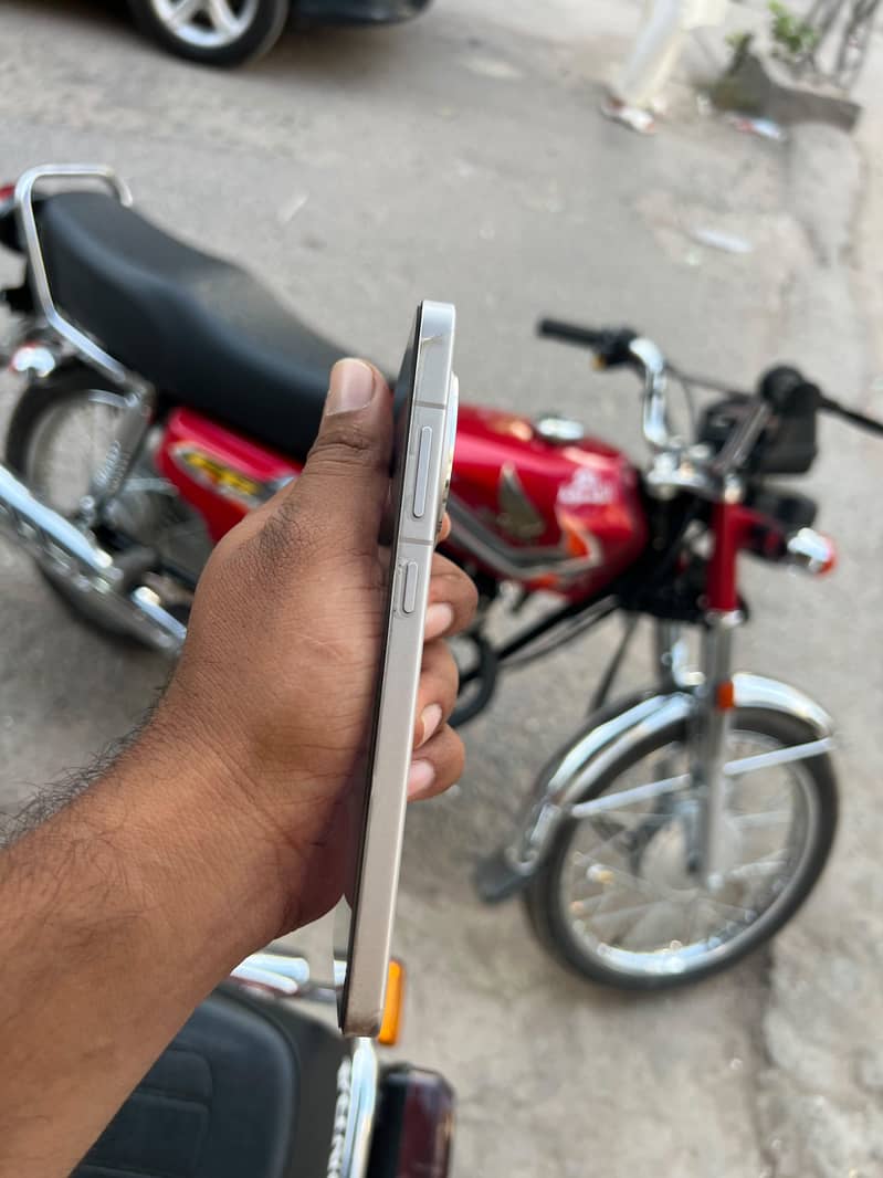 One Plus 13R 4