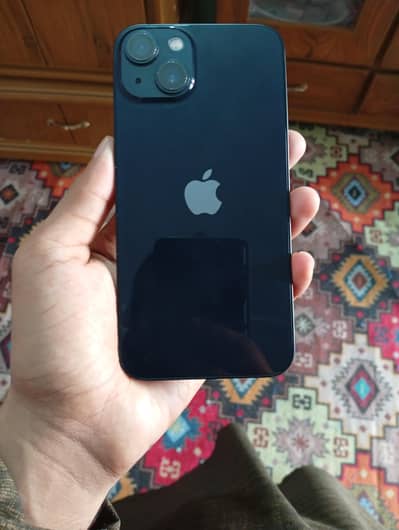 Apple iPhone 13