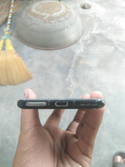 One Plus 8 5G 8/128 original American model not Chinese copy