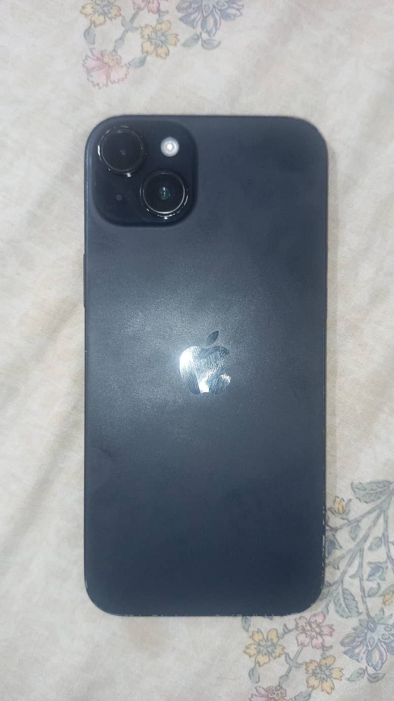 Apple iPhone 15 plus 3