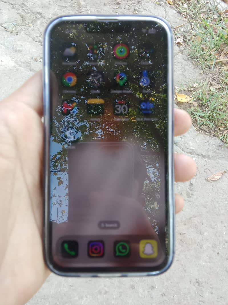 iPhone 13 Pro 4