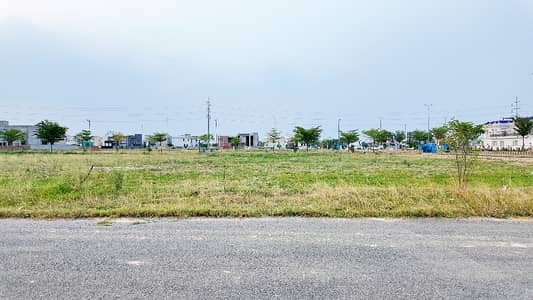1 Kanal Corner Plot For Sale In Block T Phase 7 Hot Offer