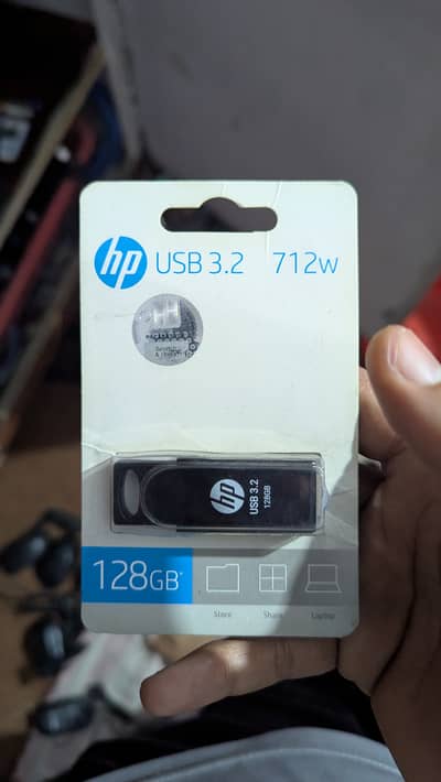 HP 128 GB Original USB Pin Pack