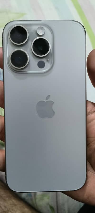 Apple iPhone 15 Pro