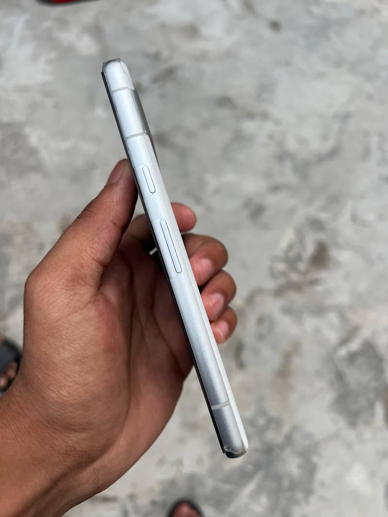 Google Pixel 7a 2