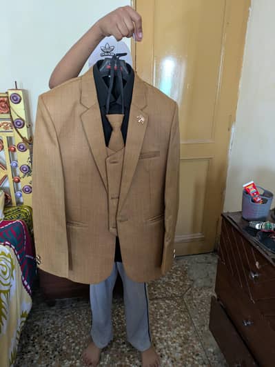 4 PCs pent coat