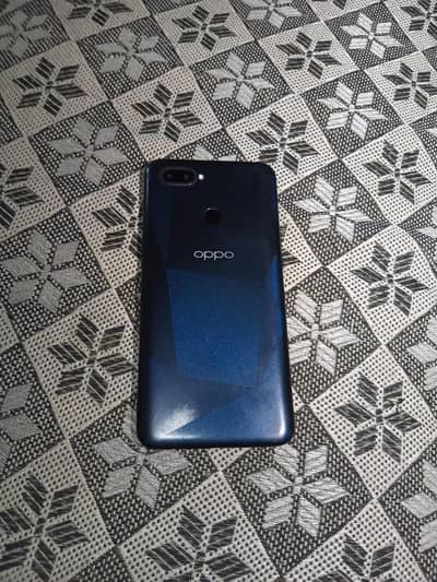 OPPO A12