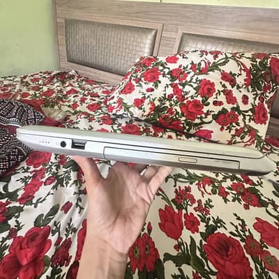 HP Envy 15 (Intel Core i7 4th Gen repair Hone Wala Hai