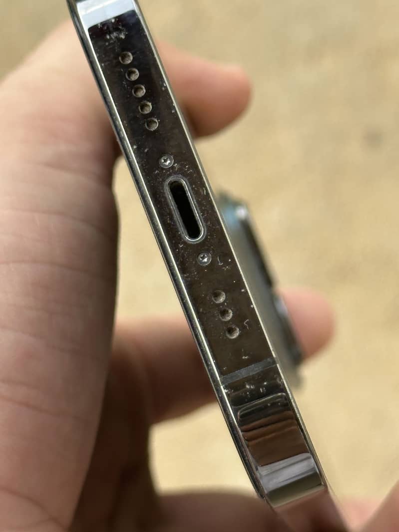 13 pro 3