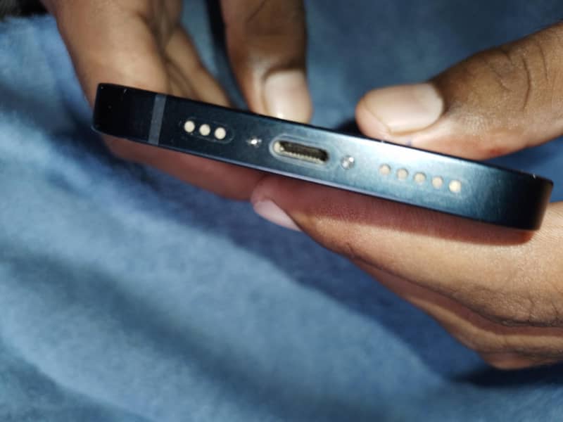Apple iPhone 13 1