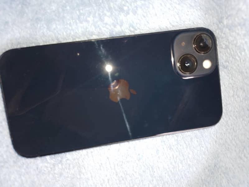 Apple iPhone 13 4