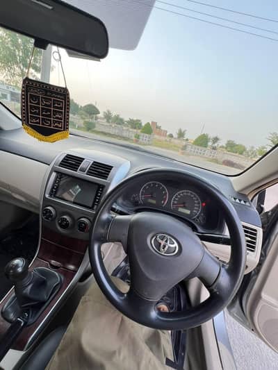 Toyota Corolla GLI 2012