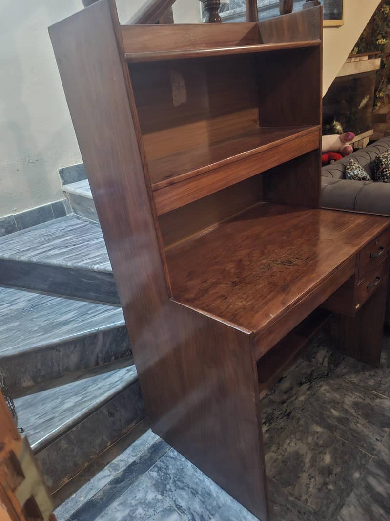 study table 4