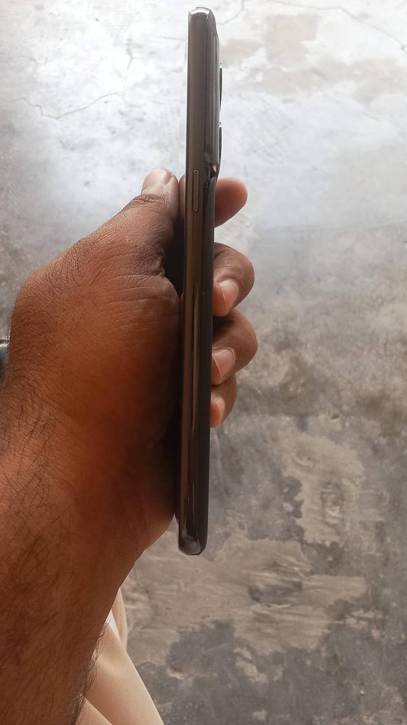 One Plus 10T 1