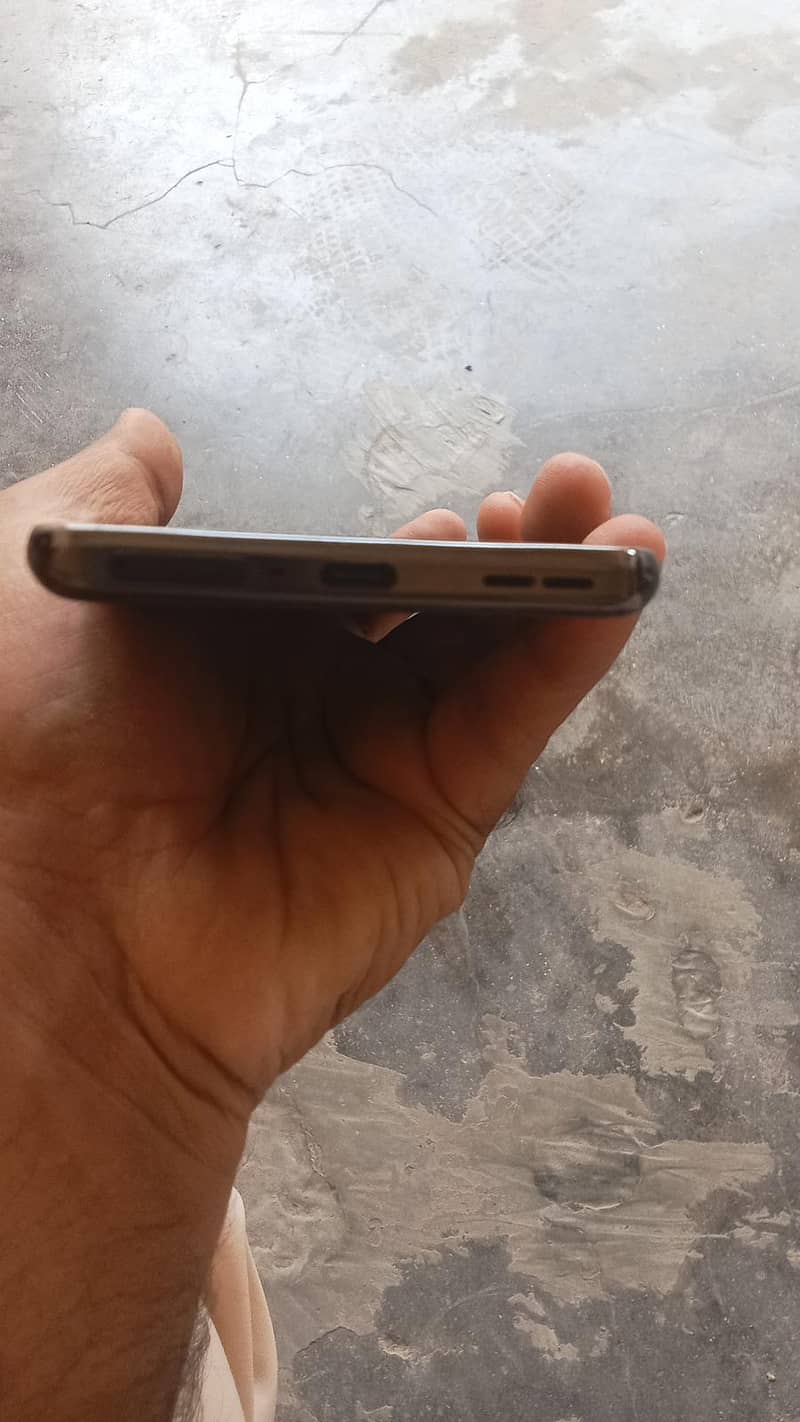 One Plus 10T 5