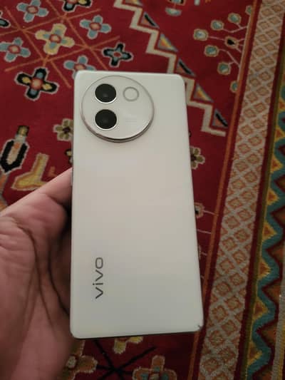 Vivo V30e