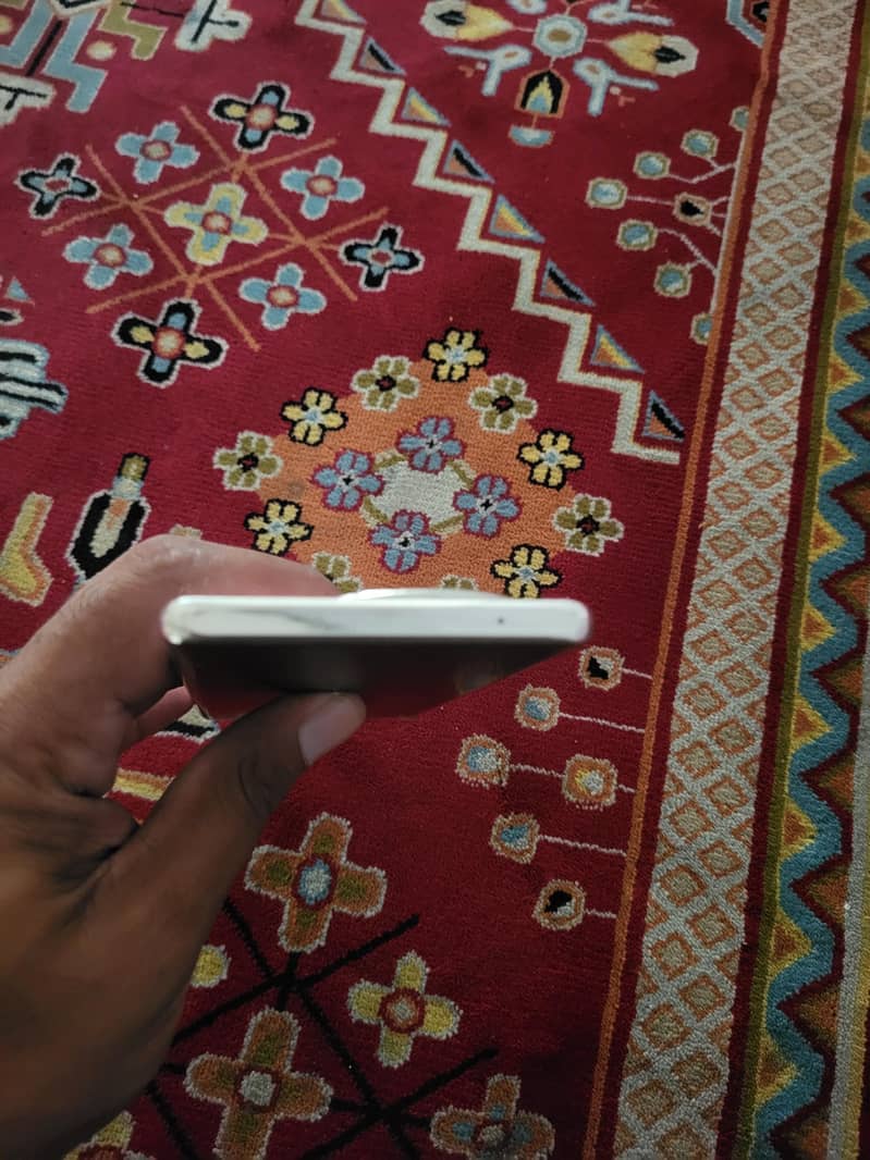 Vivo V30e 2