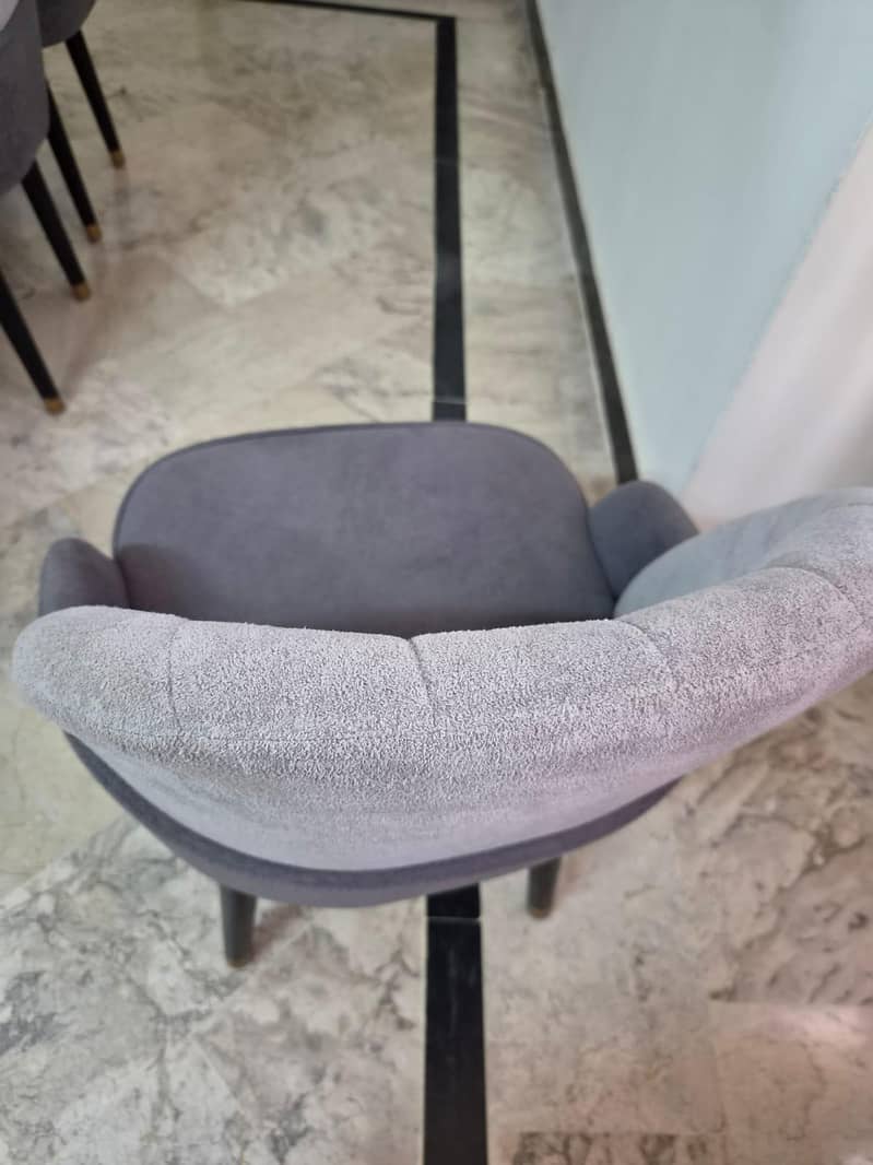 8 Seater Dining table 3