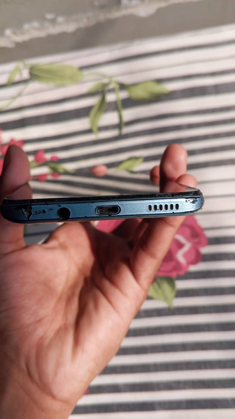 Tecno CAMON 16 SE 4