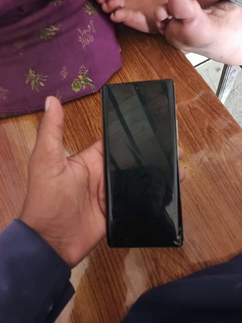 Tecno Spark 20 Pro Plus 2