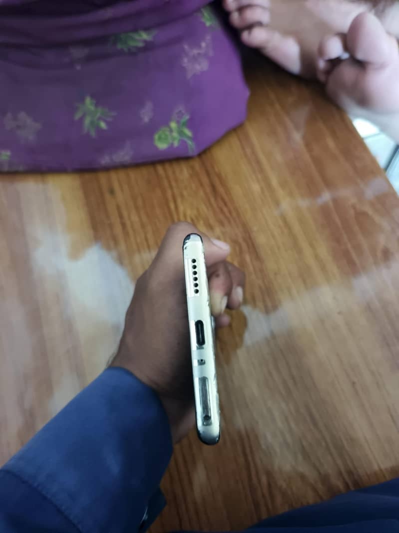 Tecno Spark 20 Pro Plus 4