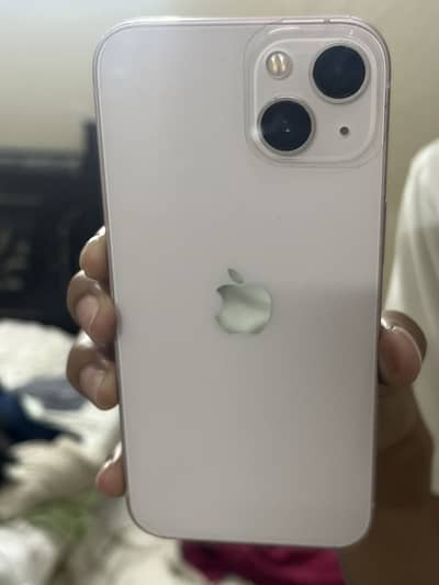 Apple iPhone 13