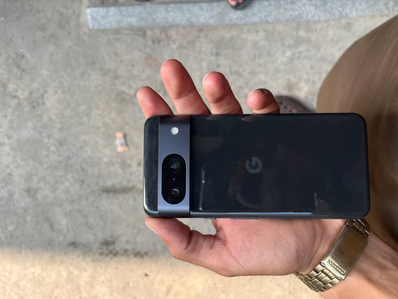 Google Pixel 8 5