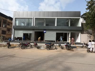 Gulshan-e-Iqbal - Block 3 1400 Square Feet Shop Up For rent